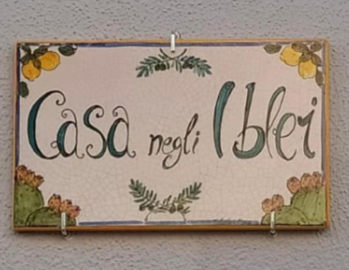 Casa Negli Iblei Apartment Canicattini Bagni Bagian luar foto