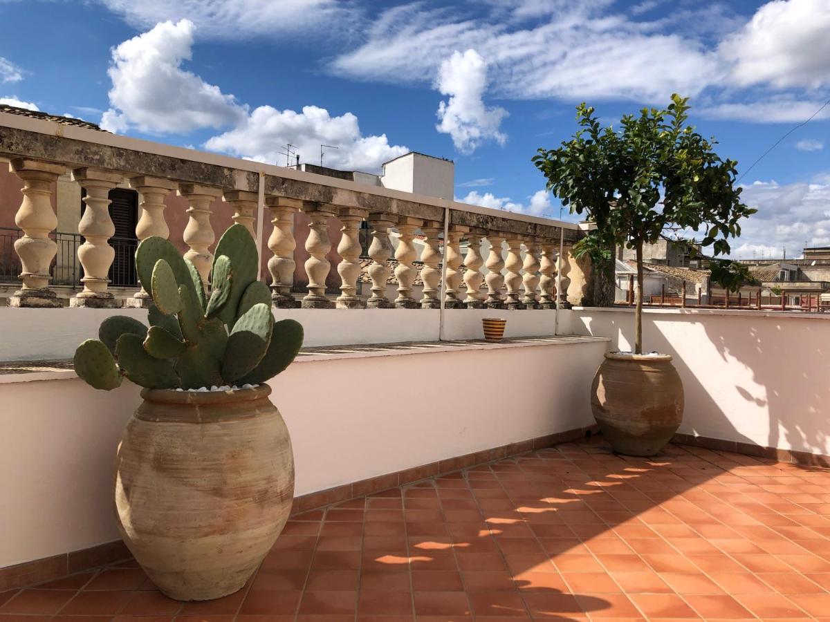 Casa Negli Iblei Apartment Canicattini Bagni Bagian luar foto